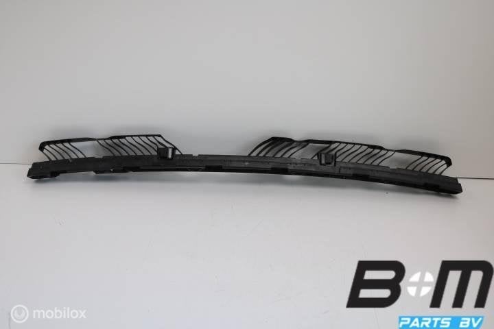 Bevestigingslijst midden achterbumper VW Touran 5T 5TA807863, Gebruikt