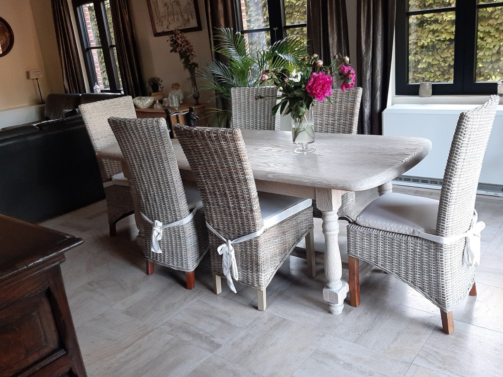 6 rotan stoelen. Zo goed als nieuw., Ophalen