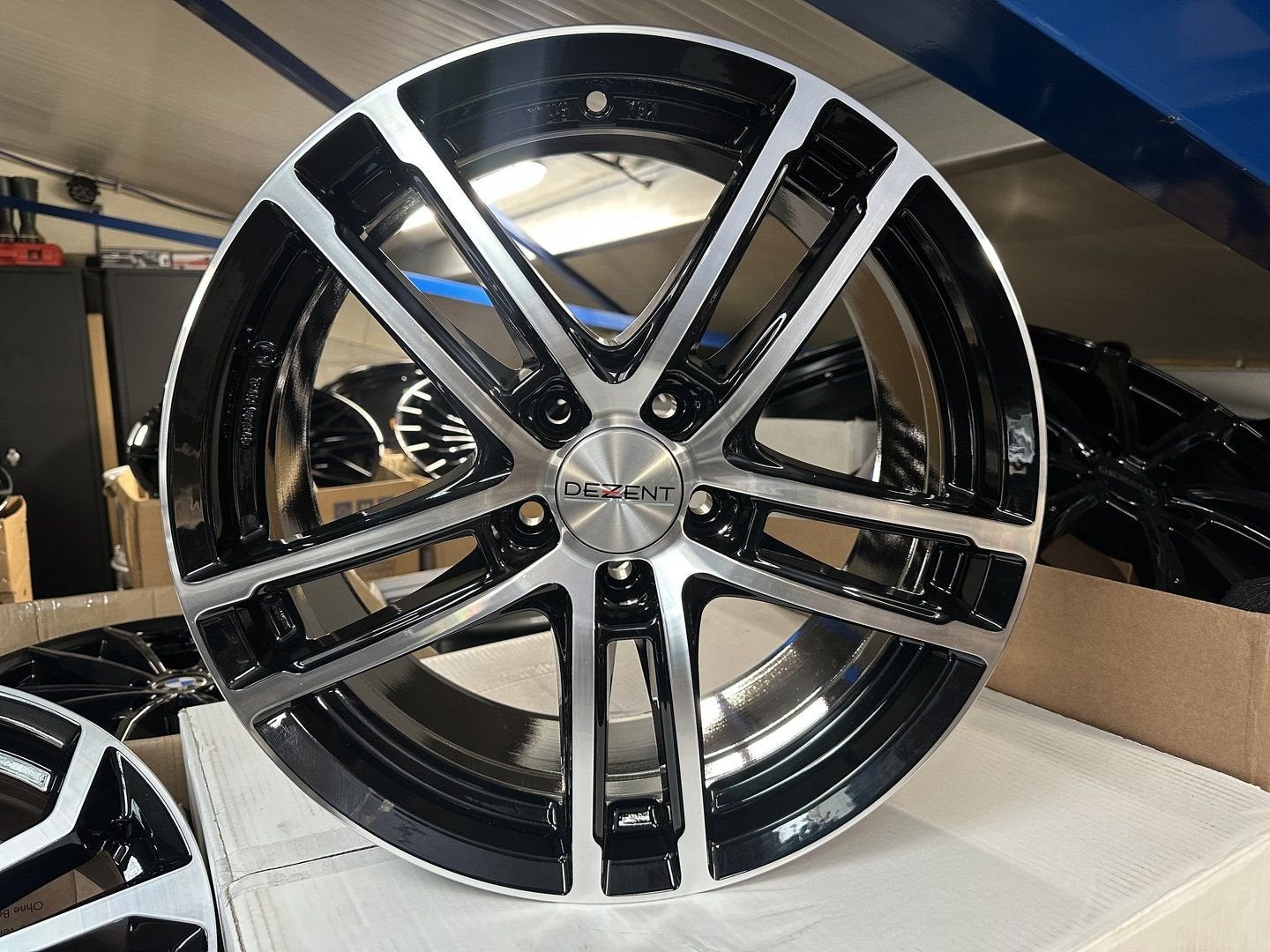 Nieuw 18inch VW Audi Seat BMW Skoda Dezent Style Velgen! 5x1, Neuf, Pneus et Jantes, Véhicule de tourisme, -