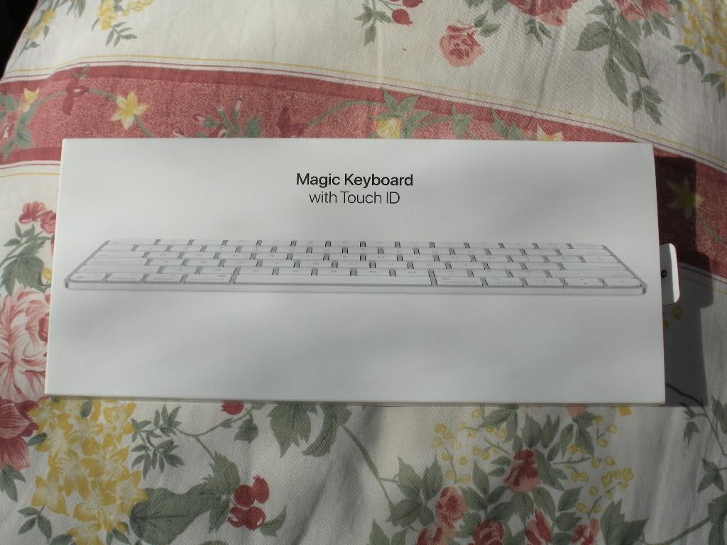 APPLE Clavier Avec TouchID En AZERTY USBc/Ligntning  Neuf, Enlèvement ou Envoi, Azerty, Comme neuf, Apple