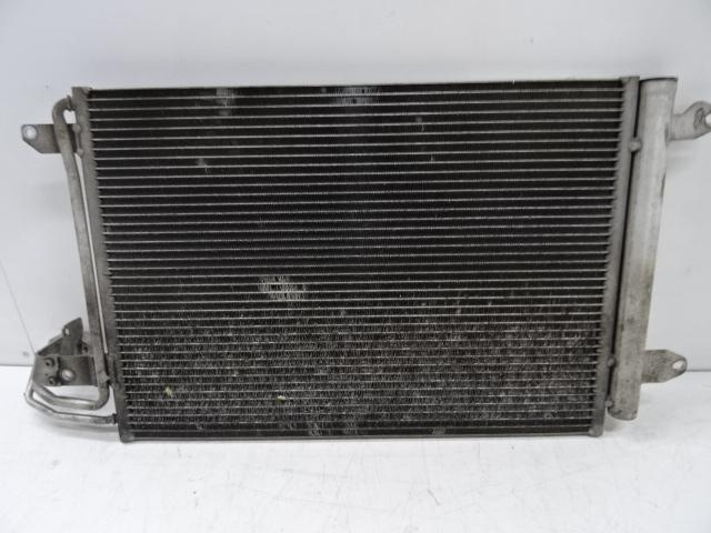 RADIATEUR AIRCO Volkswagen Touran (1T1 / T2) (1K0820411AH), Auto-onderdelen, Gebruikt, Volkswagen, Mevr. I. Hauben, Rue de l'Espoir 34 34
4030  GRIVEGNÉE, BE