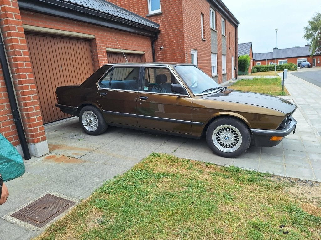B&M 518, Autos, Boîte manuelle, Bleu, 5 portes, Particulier