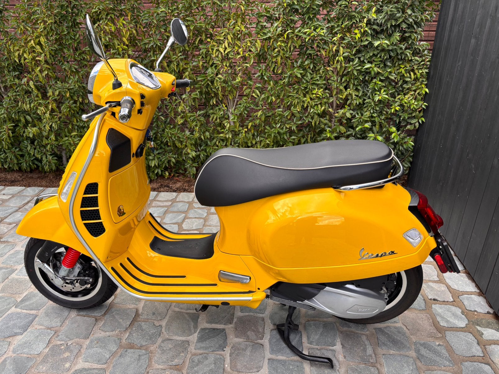 Vespa 300 GTS, Motos, 12 à 35 kW, Autre, 1 cylindre, Automatique
