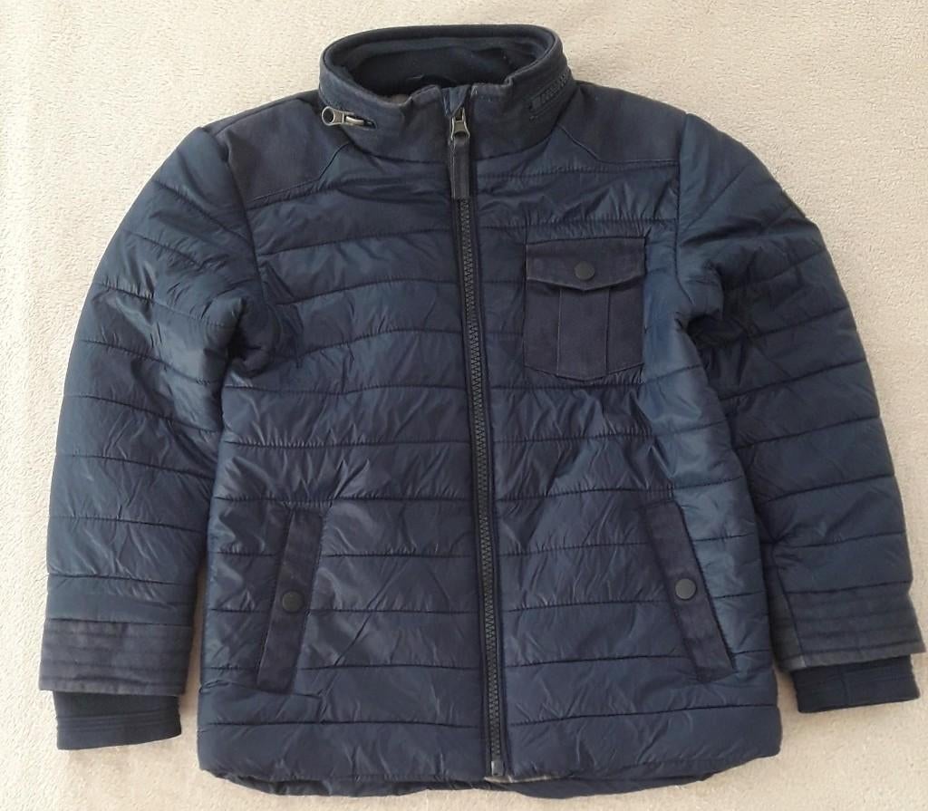 Veste mi-saison avec capuche dans le col - JBC - Taille 110, Kinderen en Baby's, Kinderkleding | Maat 110, Ophalen, Gebruikt, Trui of Vest