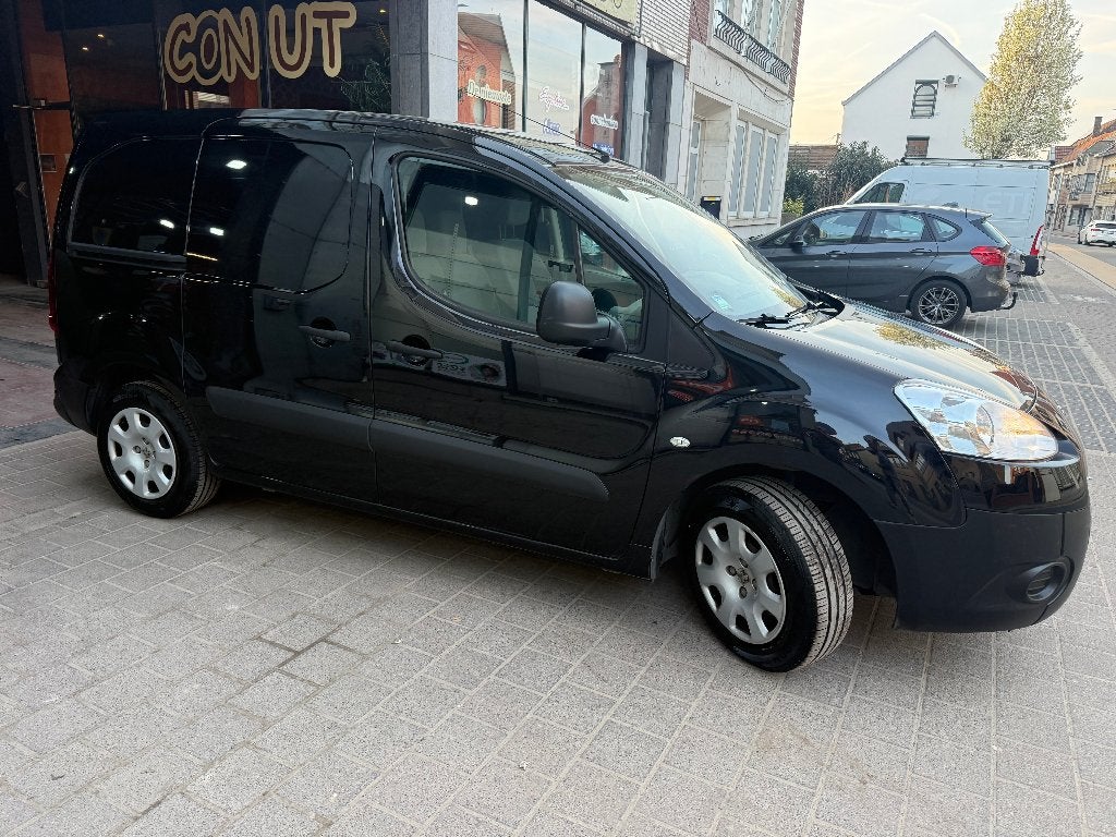 Peugeot Partner 1.6Hdi 3Place Airco Bon état*Garantie*, Euro 5, Achat, 4 portes, Entreprise