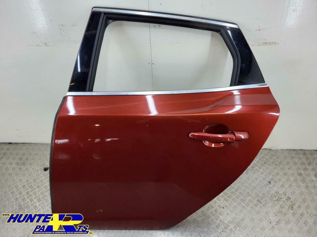 Portier LA Volvo V40 Kleurcode: 702-46 ('12-'19), Gebruikt, Deur, Ophalen of Verzenden, Volvo