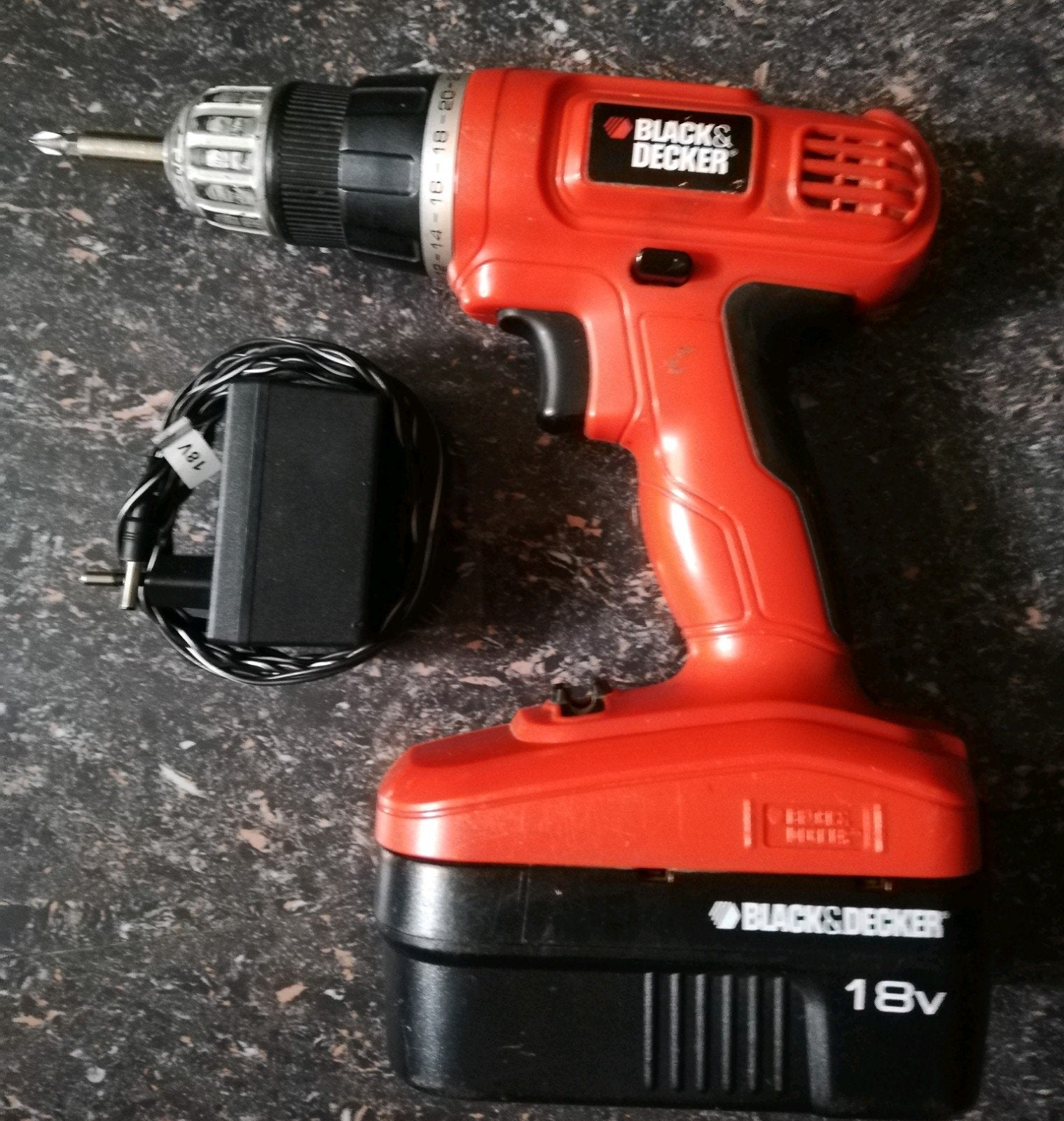 Black& Decker, Ophalen, Zo goed als nieuw, Klopboormechanisme
