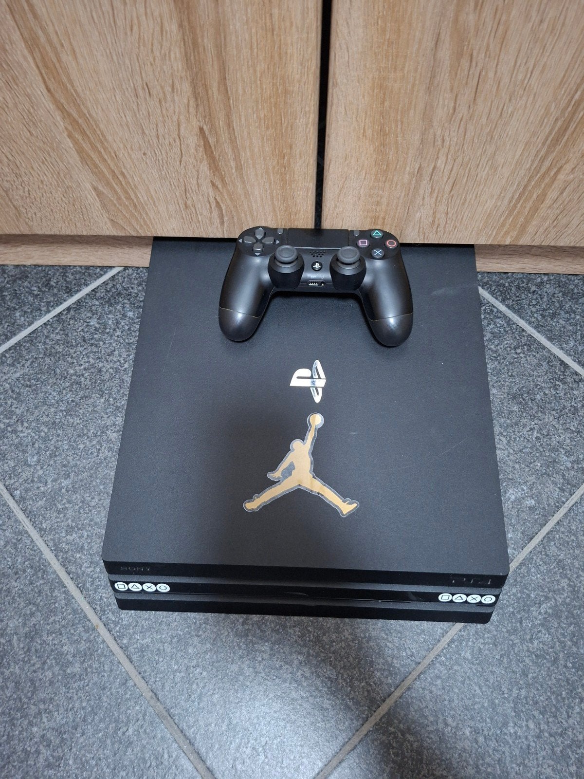 Ps4 pro met 1 controller, Games en Spelcomputers, Spelcomputers | Sony PlayStation 4, Ophalen, Zo goed als nieuw, 1 TB, Met 1 controller