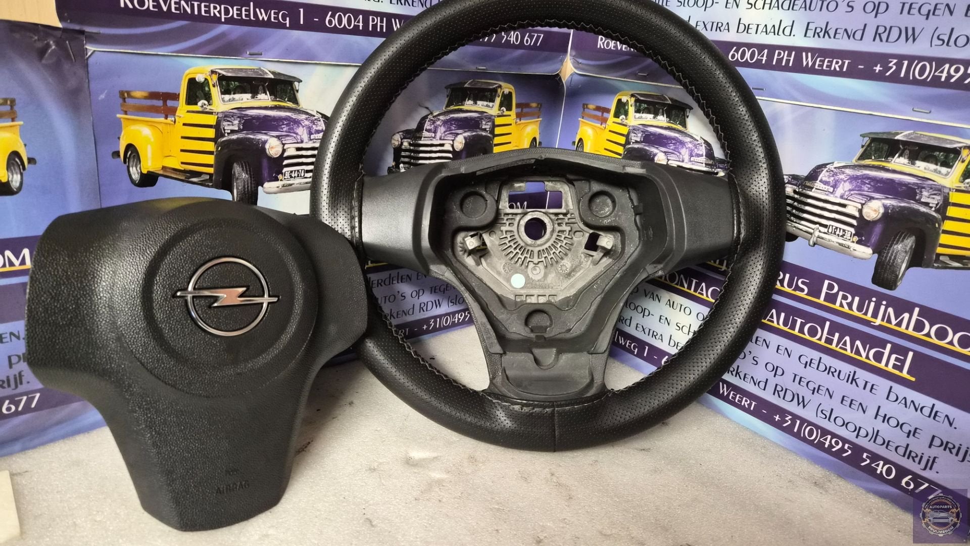 Opel Corsa D bj2009 Stuurwiel+airbag 13155558. pa25060043, Gebruikt, Opel Automobile GmbH, Kontakt@opel-infoservice.de, Opel