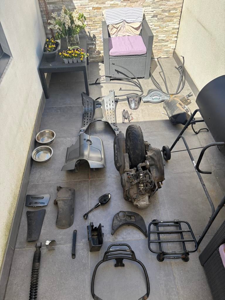 Vespa sprint onderdelen, Ophalen, Zo goed als nieuw, Overige typen, Vespa
