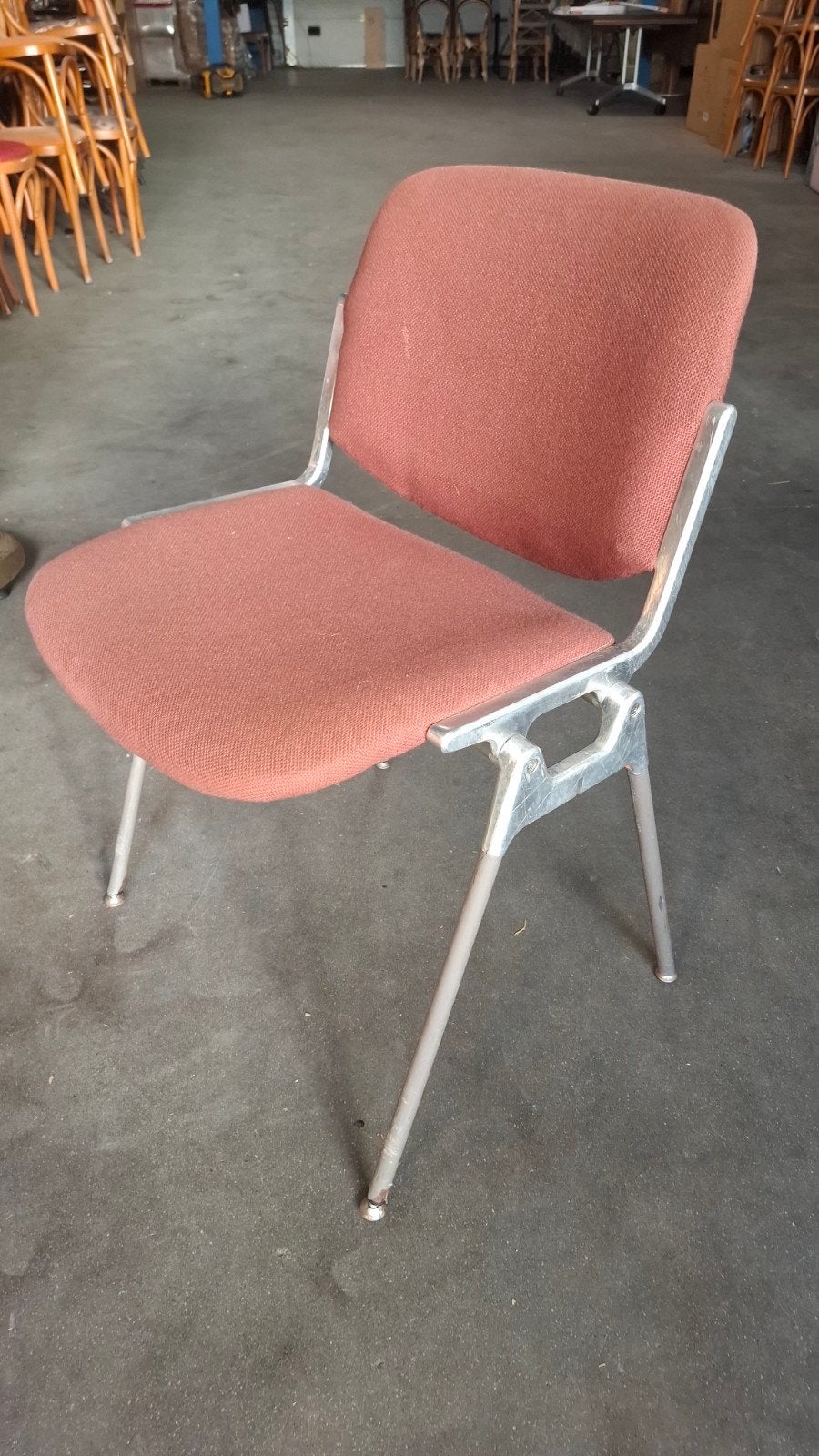 40 orginele CASTELLI design vintage horeca dsc 106 partij, Gebruikt, Ophalen of Verzenden, Stof, Vijf, Zes of meer stoelen