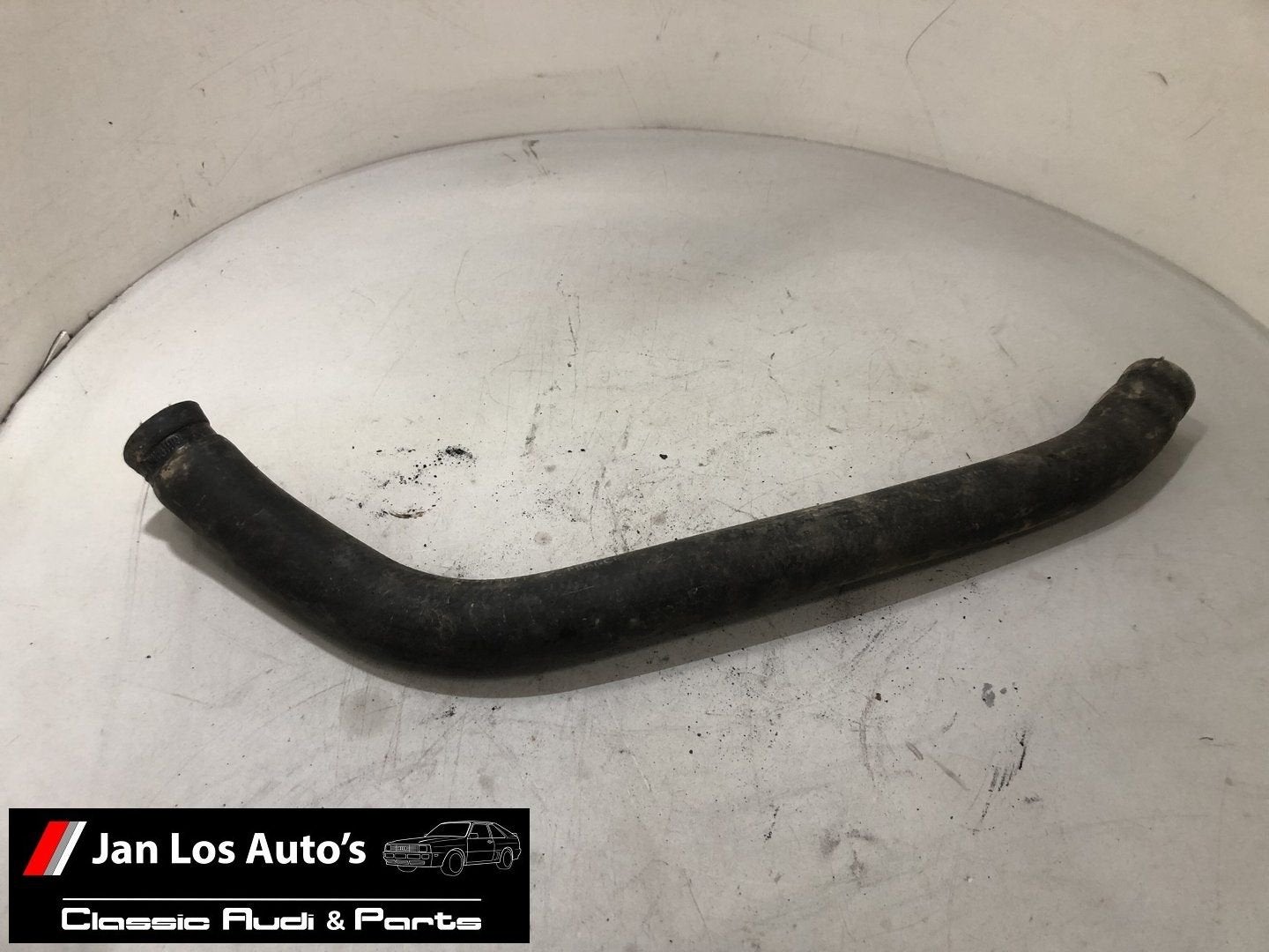 Audi 80 B2 Radiateurslang 811 121 101 f, -, Audi, Utilisé, -