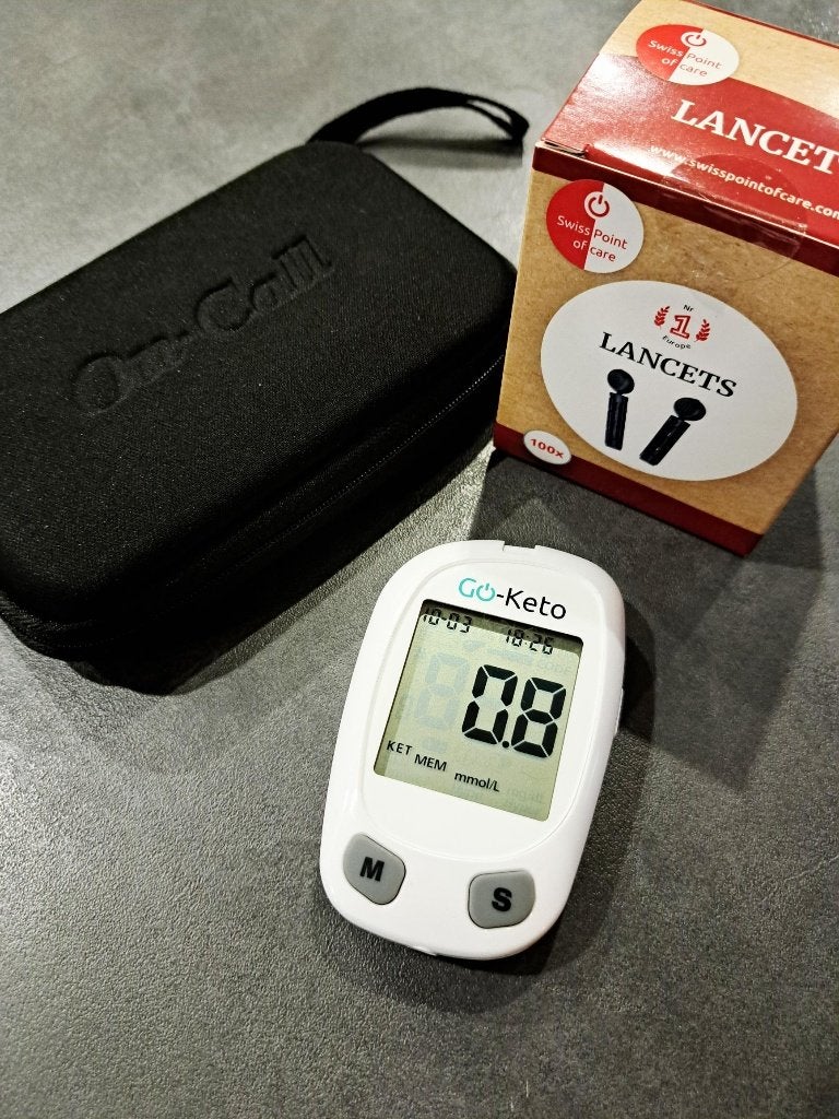 Go-Keto lecteur, stylo, trousse + 100 lancets, Sports & Fitness, Sports & Fitness Autre, Enlèvement ou Envoi, Utilisé