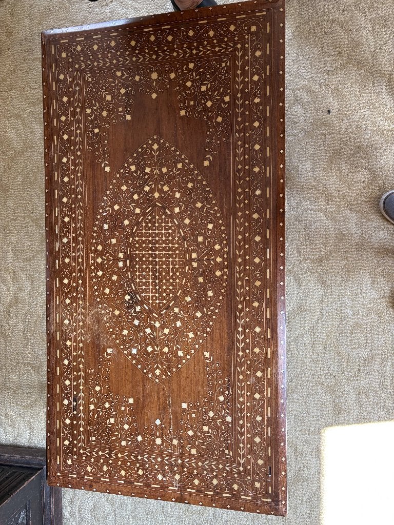 Table basse avec incrustation en ivoire, Antiquités & Art, Enlèvement