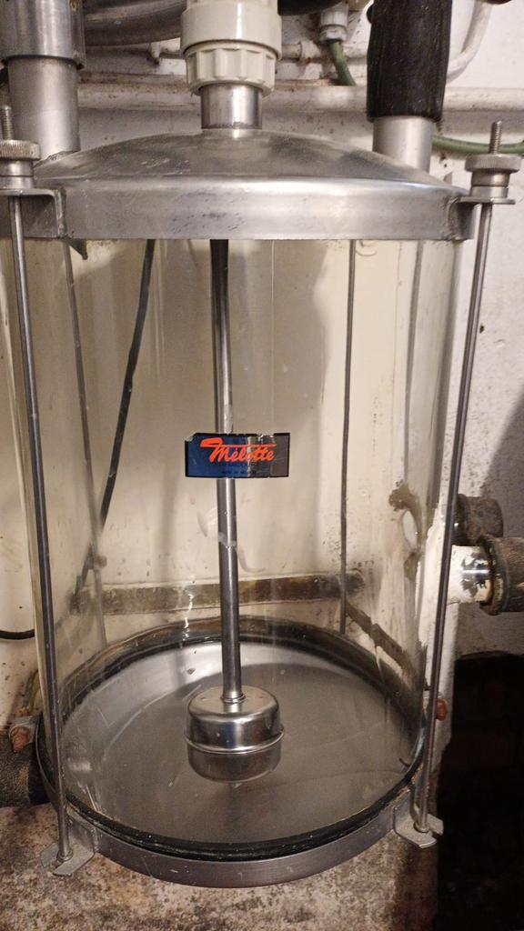 Gezocht: melkbokaal, Enlèvement, Élevage, Technologie laitière