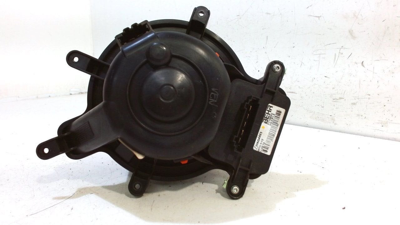 Kachel ventilator motor Peugeot 3008, Onderdelen@venauto.nl, Van der Ven Autorecycling B.V., Ettenseweg 76, 4706 PB Roosendaal, The Netherlands