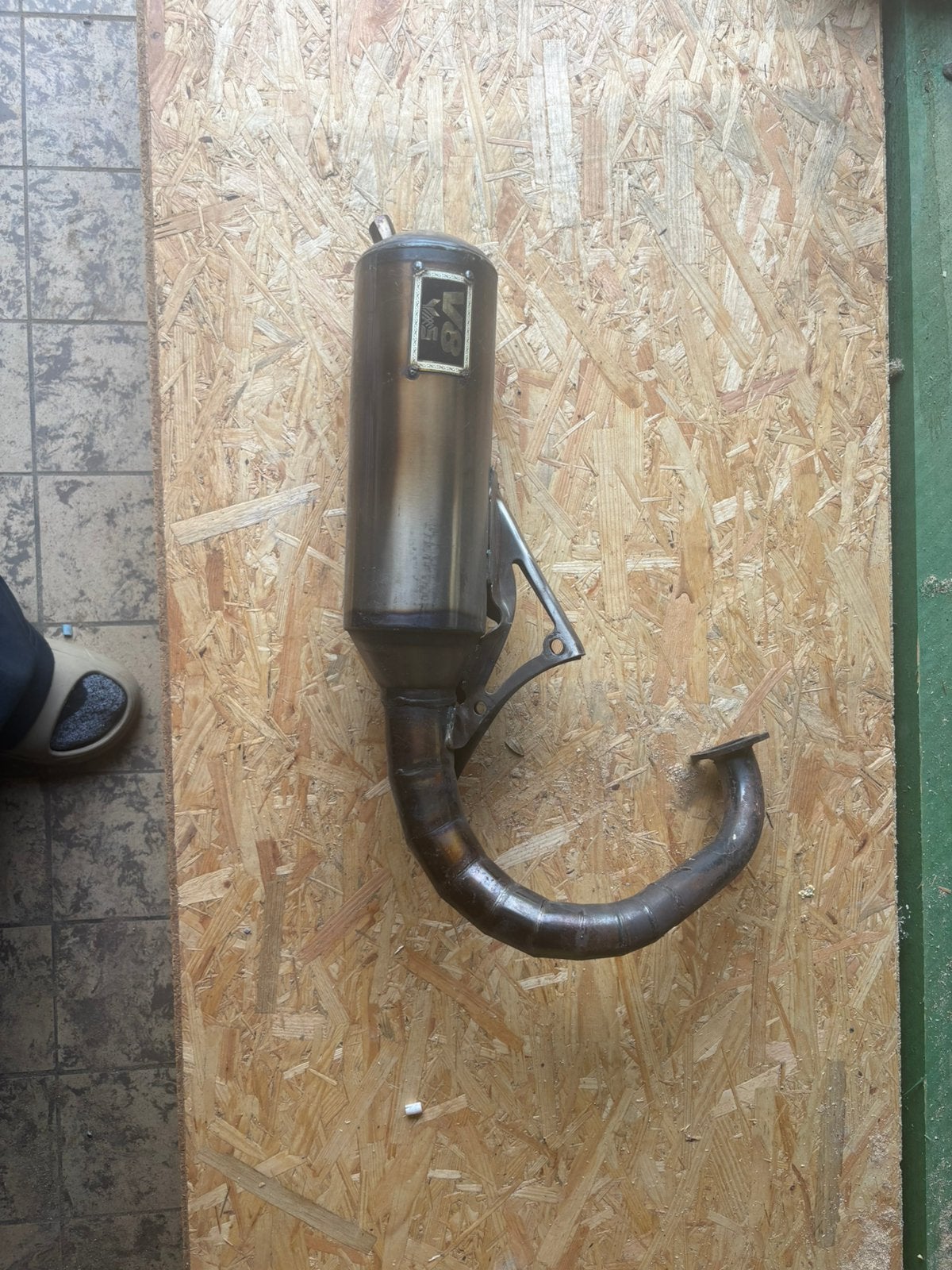 Honda dio v8 uitlaat, Ophalen