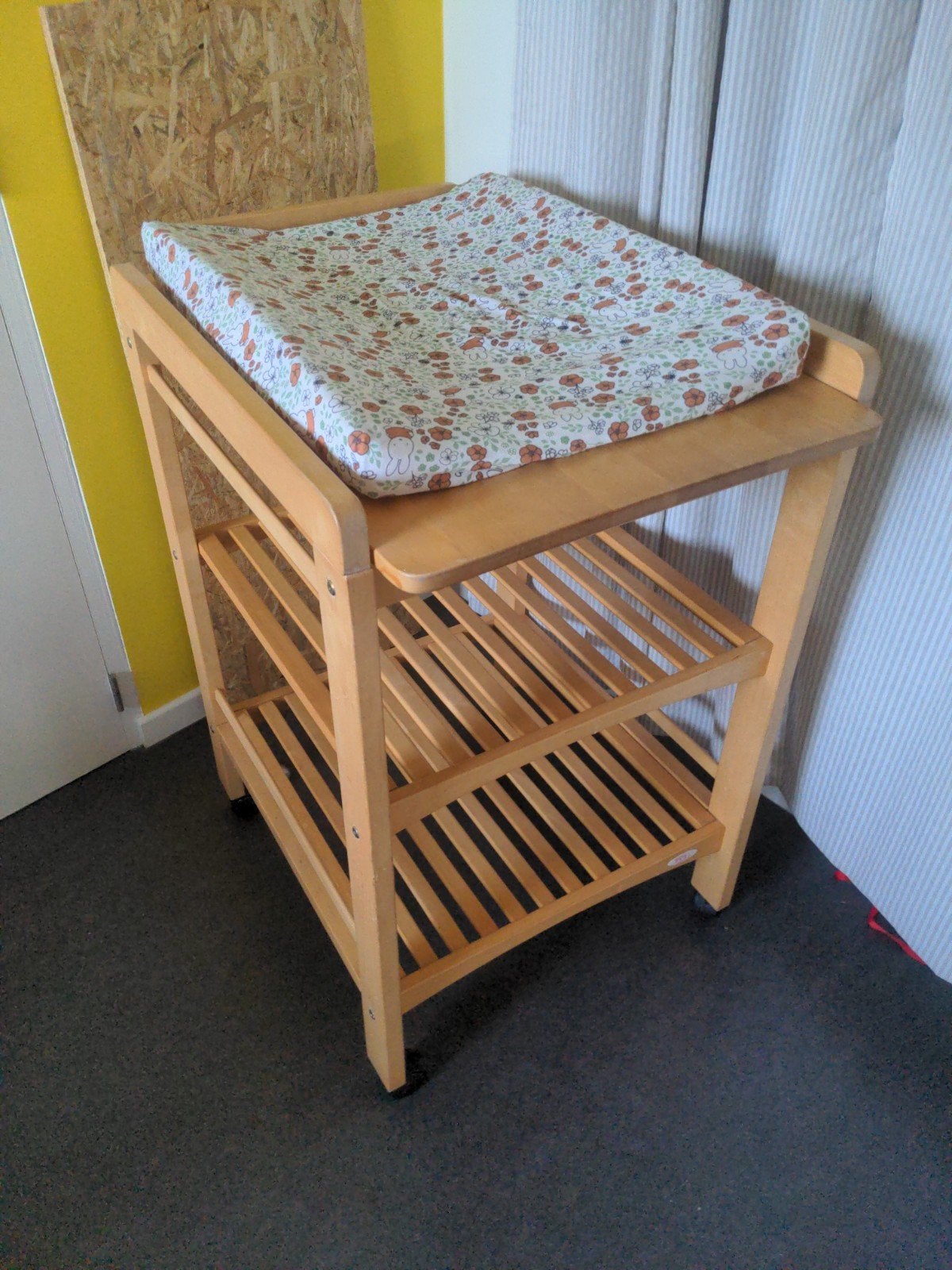 bebe - table a langer, Enlèvement, Comme neuf