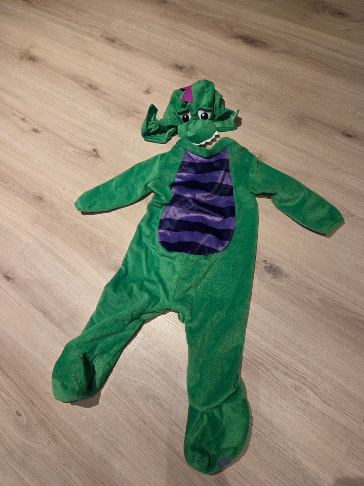 baby dino verkleedpak 6m-12m, Kinderen en Baby's, Ophalen, Zo goed als nieuw, 104 of kleiner, Jongen of Meisje