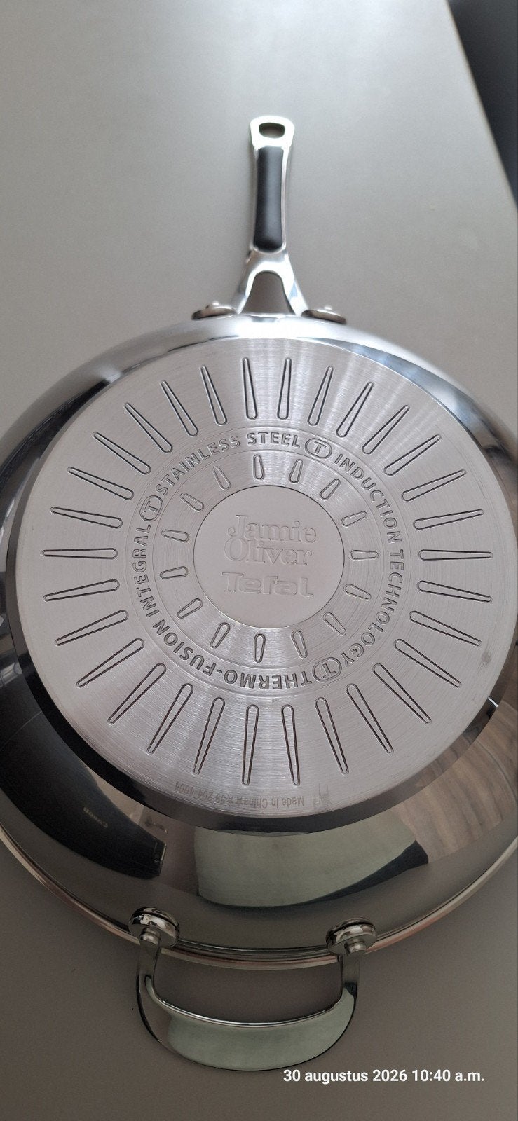 NOUVEAU poêle à wok 30 cm Jamie Oliver, Neuf, Enlèvement, Revêtement antiadhésif, Autres marques