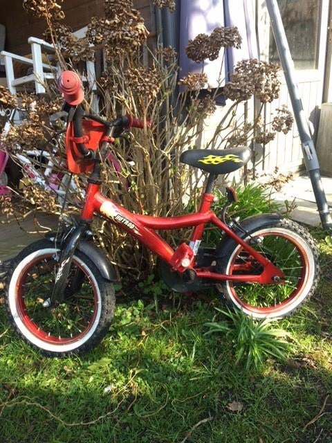 Kinderfietsjes, Fietsen en Brommers, Ophalen, Zijwieltjes, Btwin, Minder dan 16 inch