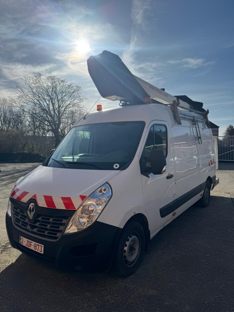 Renault master hoogwerker - hoogtewerker - liftwagen, Auto's, Bestelwagens en Lichte vracht, Stof, Renault, 5 deurs, Particulier