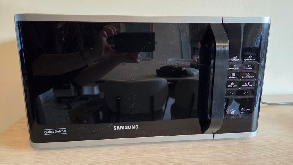 Samsung microgolfoven in mooie staat, Elektronische apparatuur, Ophalen