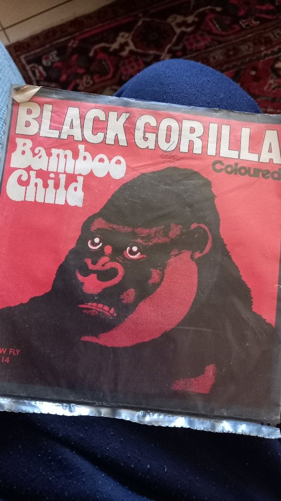 vinyl (45T) black gorilla "bamboo child", CD & DVD, Vinyles | Rock, Enlèvement, Comme neuf, Pop rock