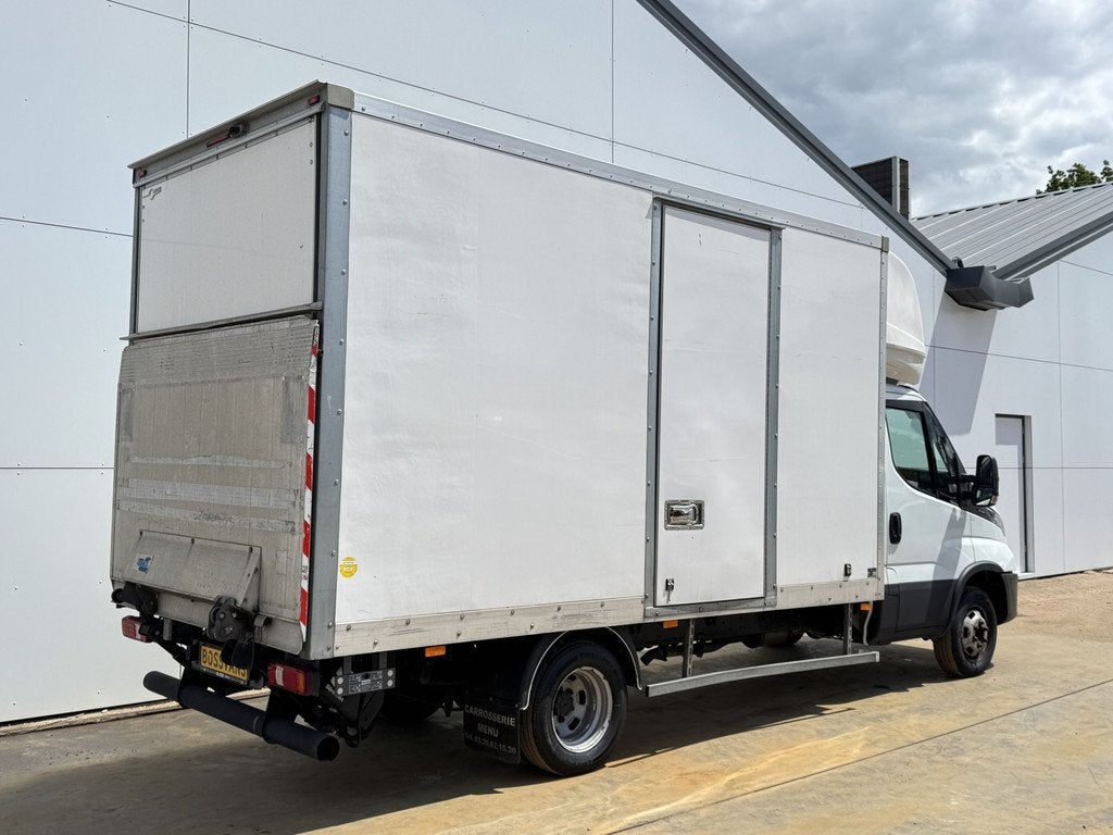 Iveco Daily 35C16 3.0 Laadklep Airco Cruise Control Bakwagen, Gebruikt, Zwart, 4 cilinders, Iveco