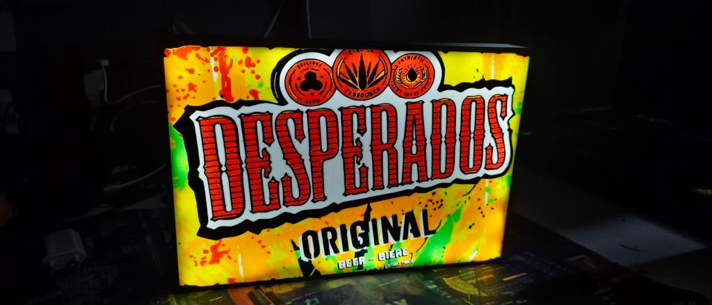 Desperados lichtreclame met heldere LED verlichting., Verzamelen, Ophalen of Verzenden, Nieuw, Lichtbak of (neon) lamp