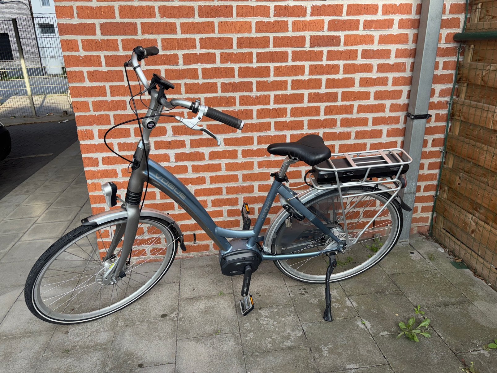 Electrische damesfiets, Fietsen en Brommers, Ophalen of Verzenden, Zo goed als nieuw