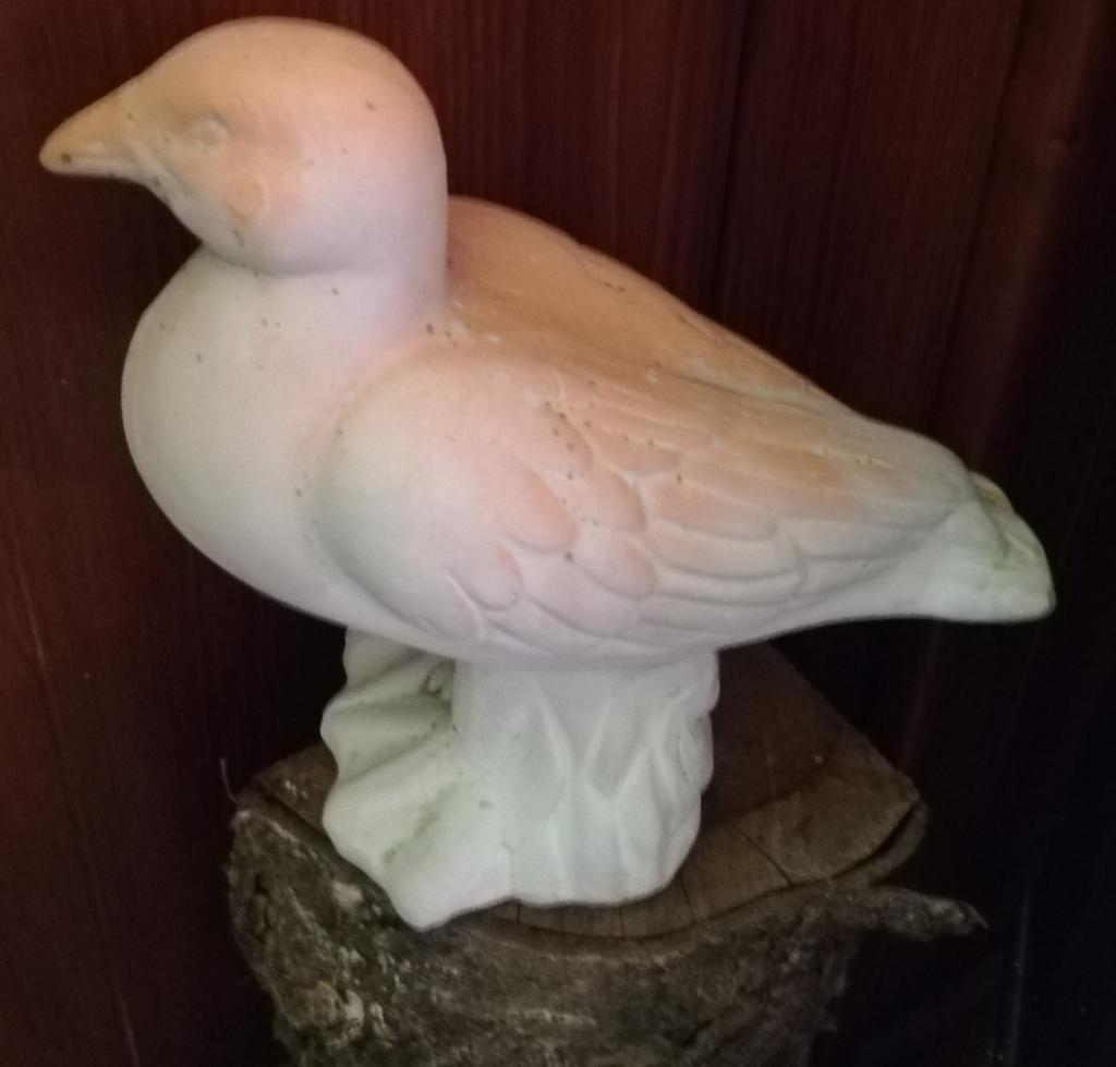 Statue pigeon 22 cm, Jardin & Terrasse, Statues de jardin, Utilisé, Animal, Enlèvement ou Envoi