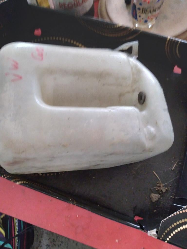 Ruiten sproeier reservoir voor vw golf 2, Ophalen of Verzenden