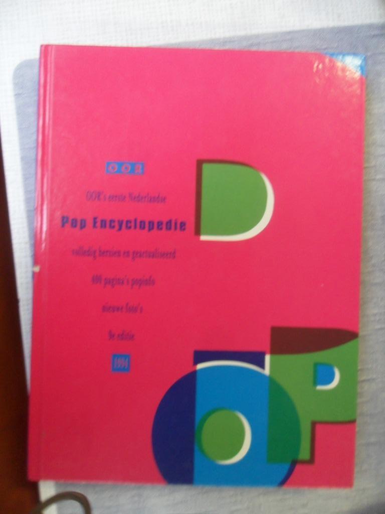 oor pop encyclopedie, Boeken, Ophalen of Verzenden