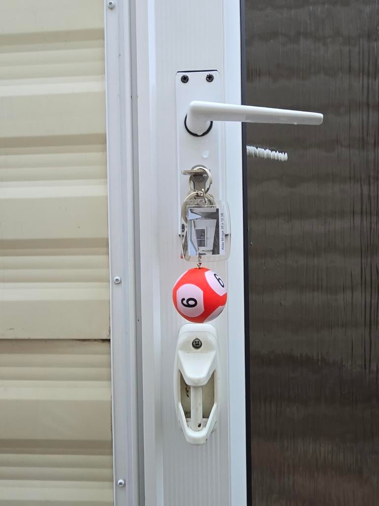 Stacaravan in snelverkoop 8.950€ 🚚 inclusief !!!