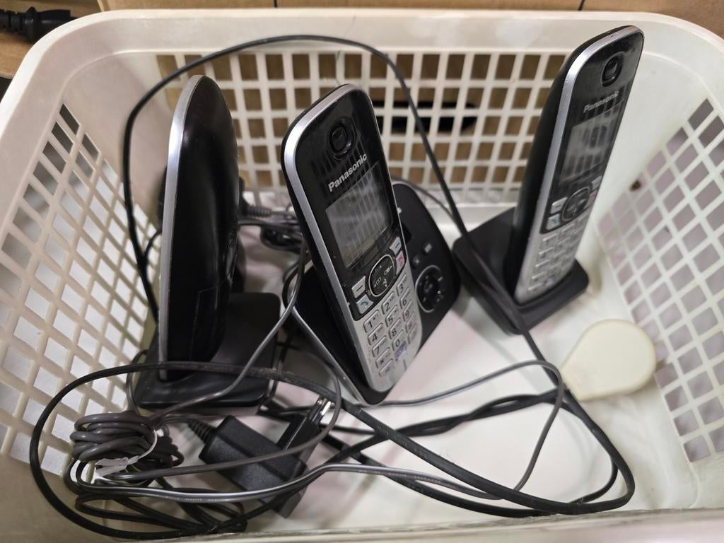 Trio Panasonic kx-tg6821bl telefoonset met antwoord apparaat, Telecommunicatie, Vaste telefoons | Handsets en Draadloos, Ophalen of Verzenden