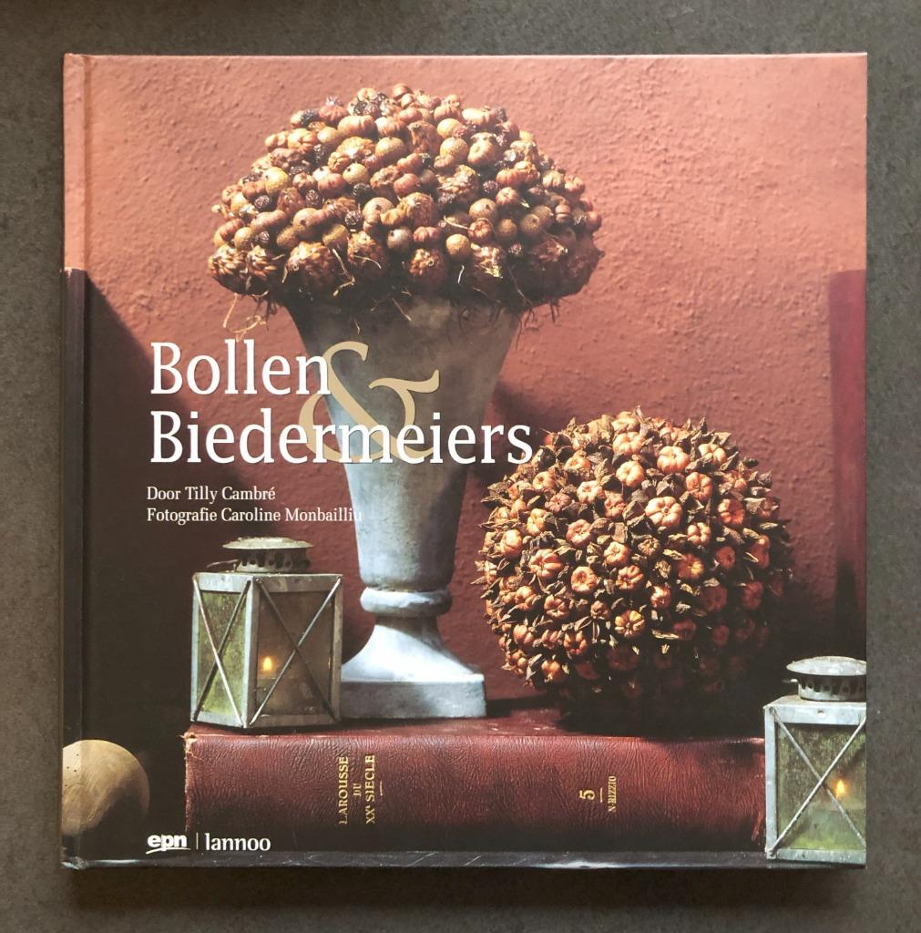 Bollen & Biedermeiers - Tilly Cambré, Boeken, Ophalen of Verzenden, Zo goed als nieuw