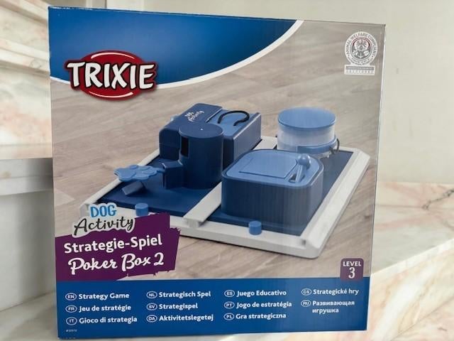 TRIXIE strategisch spel Poker box 2, Dieren en Toebehoren, Hondenspeelgoed, Ophalen, Zo goed als nieuw, Intelligentiespeelgoed