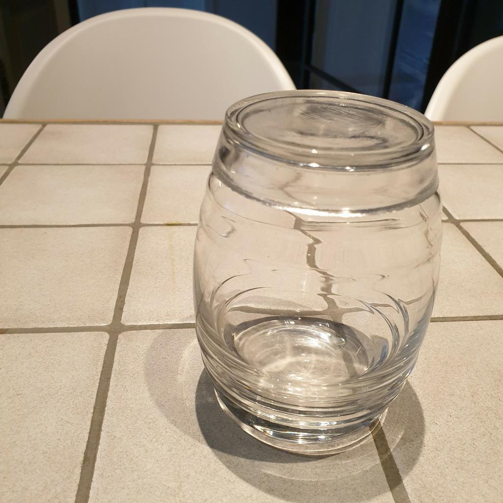 Oude glazen pot, Ophalen, Gebruikt, Glas