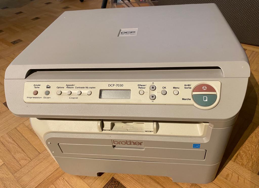 Brother DCP-7030 /PRINT COPY SCAN-printer, Ophalen, Gebruikt, All-in-one, Zwart-en-wit printen