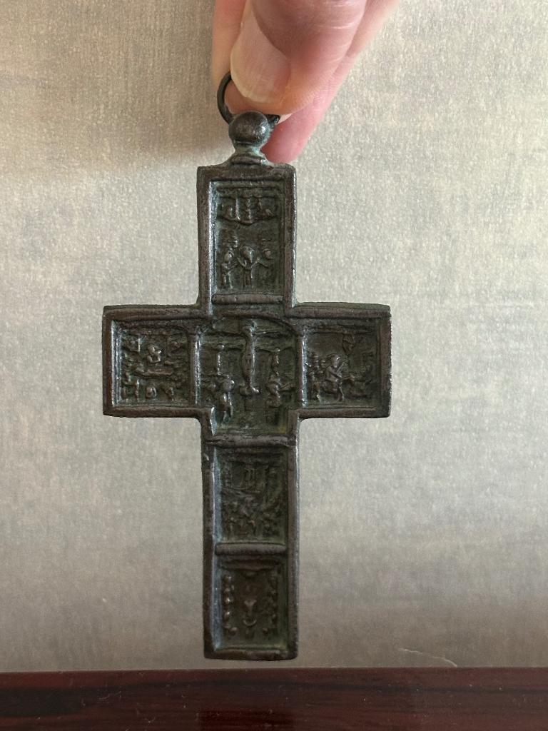 antiek metalen borstkruis of kruisbeeld, Antiek en Kunst, Ophalen