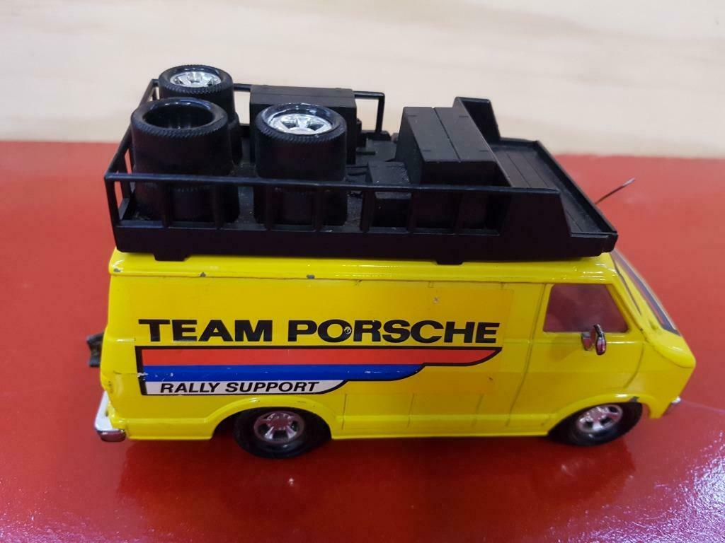 matchbox super kings dodge van 1979 team porsche, Enlèvement ou Envoi, Utilisé