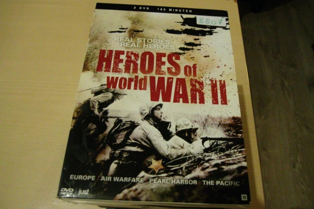 heroes of world war II  2 disc, Enlèvement ou Envoi