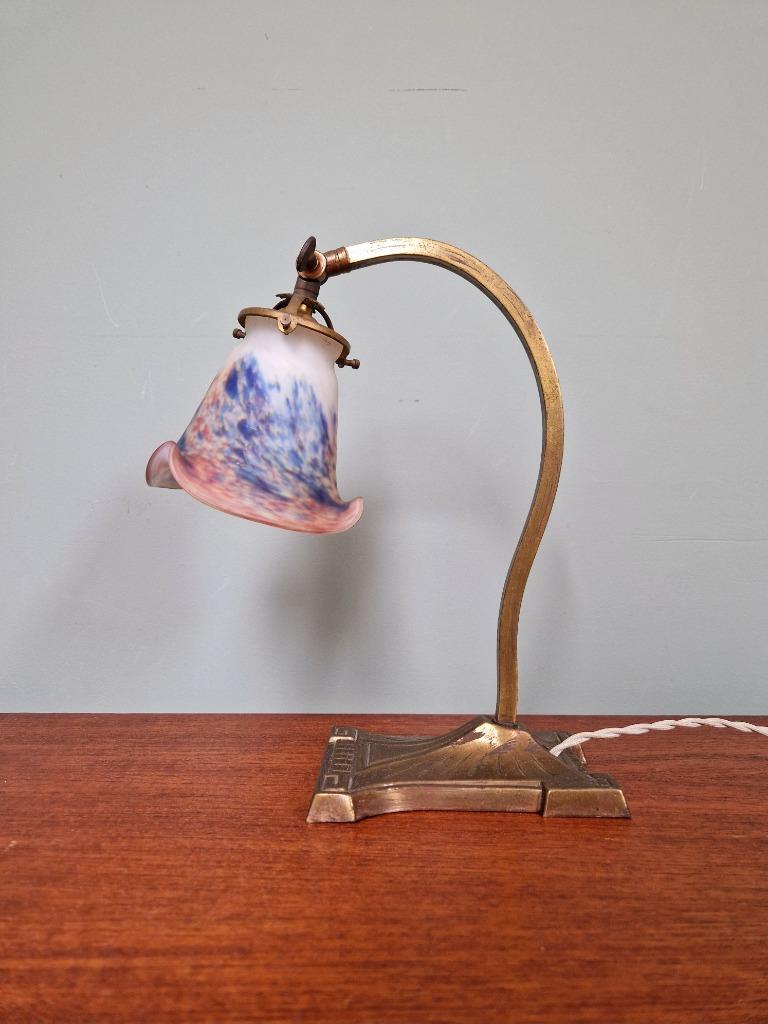 Lampe de bureau Art Déco, signée Le Verre Français, Antiquités & Art, Antiquités | Éclairage, Enlèvement ou Envoi