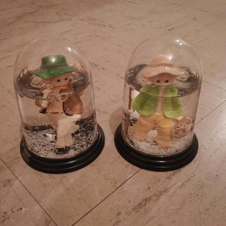 2 vintage Sneeuwbollen., Ophalen, Gebruikt