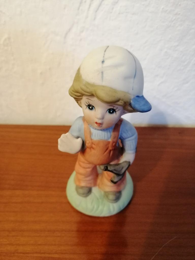 Petite figurine statuette bibelot en biscuit H 12 cm, Enlèvement, Comme neuf, Humain