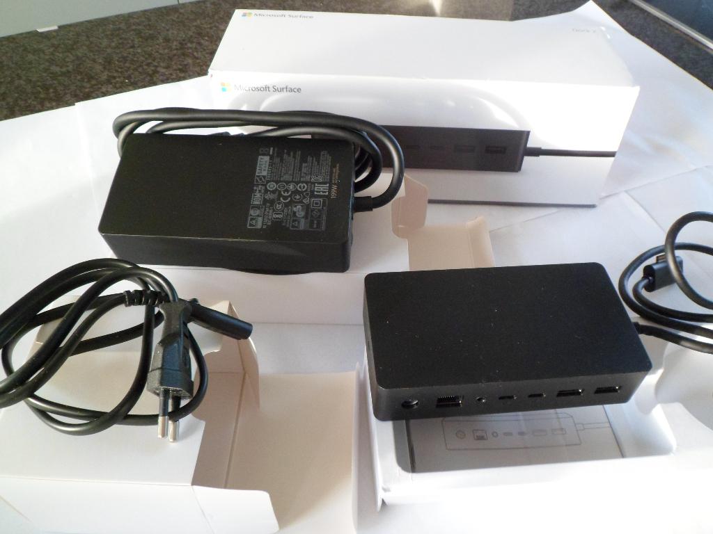Microsoft Surface Dock2 pour Surface Pro,ordinateur portable, Neuf, Enlèvement ou Envoi, Tablette, Station d'accueil