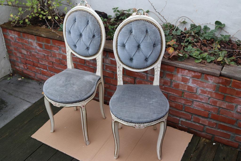2 vintage stoelen met mooie patina, Ophalen