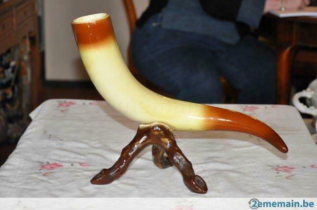 §vase corne sur pied en barbotine, Antiek en Kunst, Antiek | Keramiek en Aardewerk, Ophalen of Verzenden