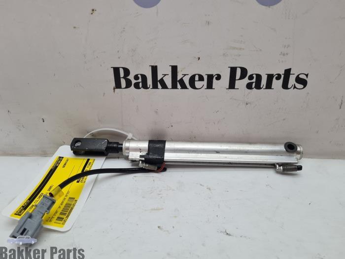 Cabriodak cilinder van een Renault Megane, Gebruikt, -, Renault, -